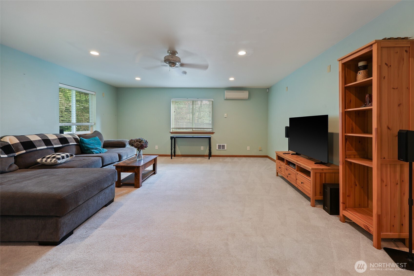 6925 E Filmore Street , Port Orchard, WA 98366