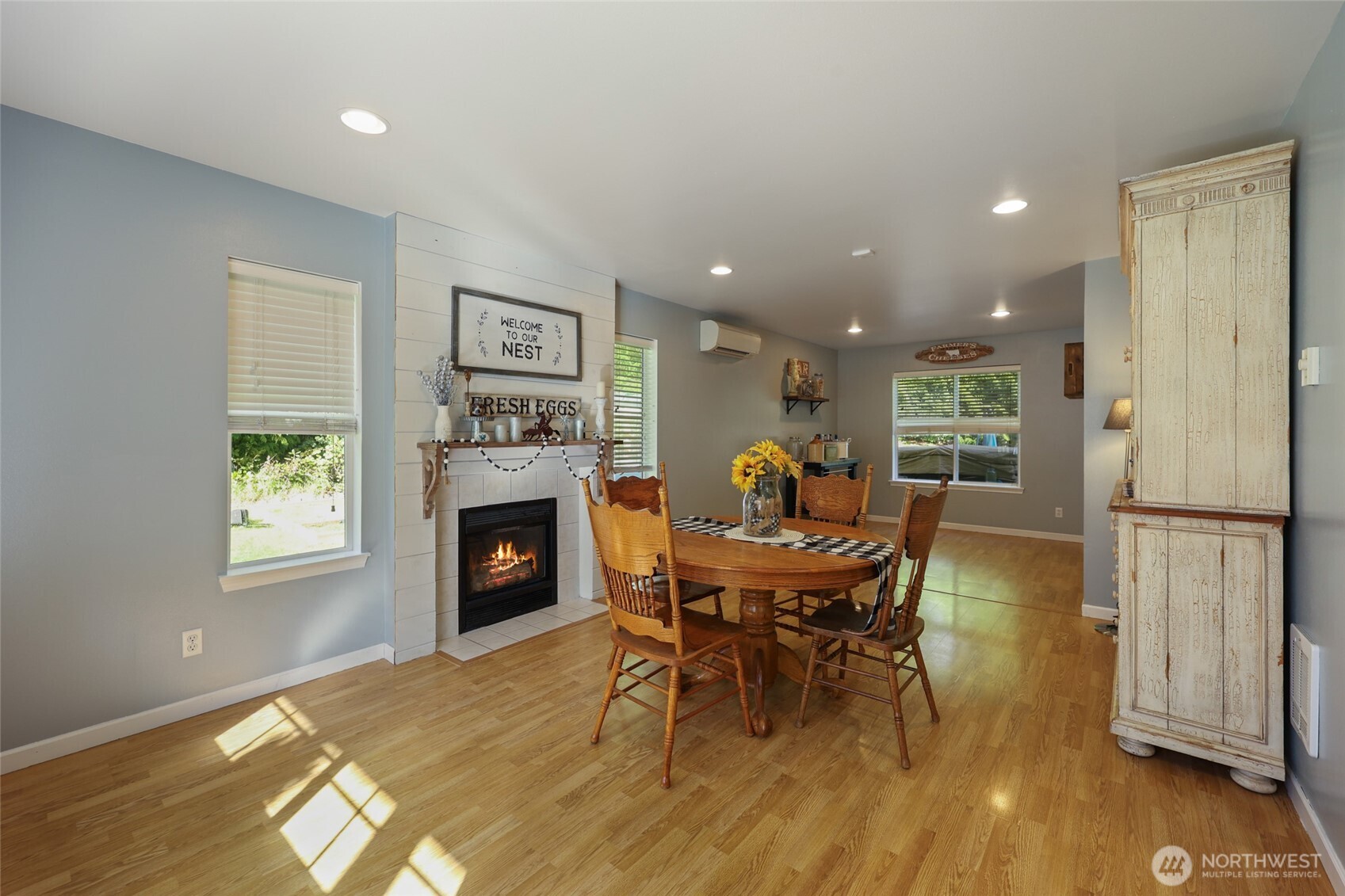 6925 E Filmore Street , Port Orchard, WA 98366