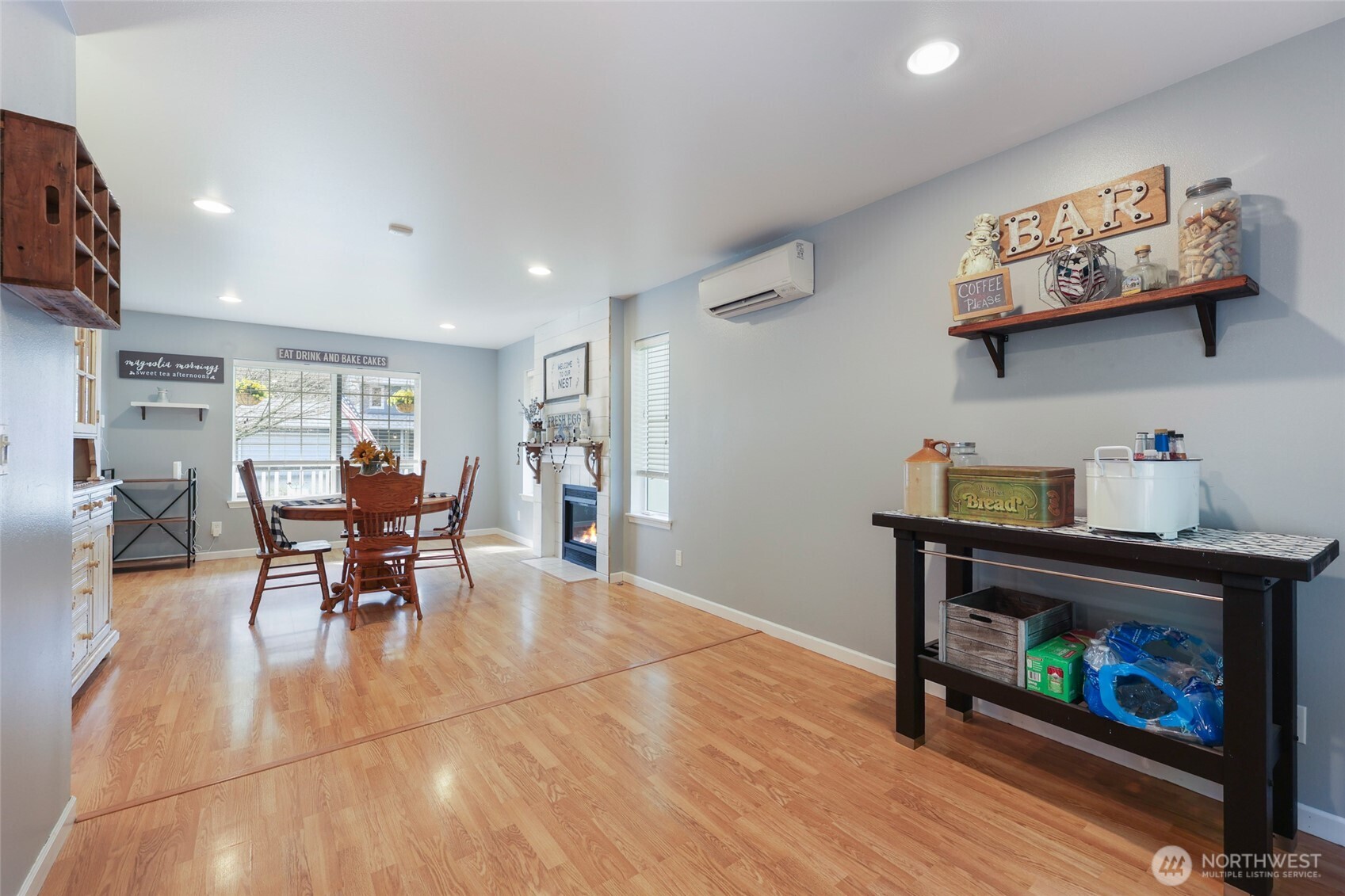 6925 E Filmore Street , Port Orchard, WA 98366