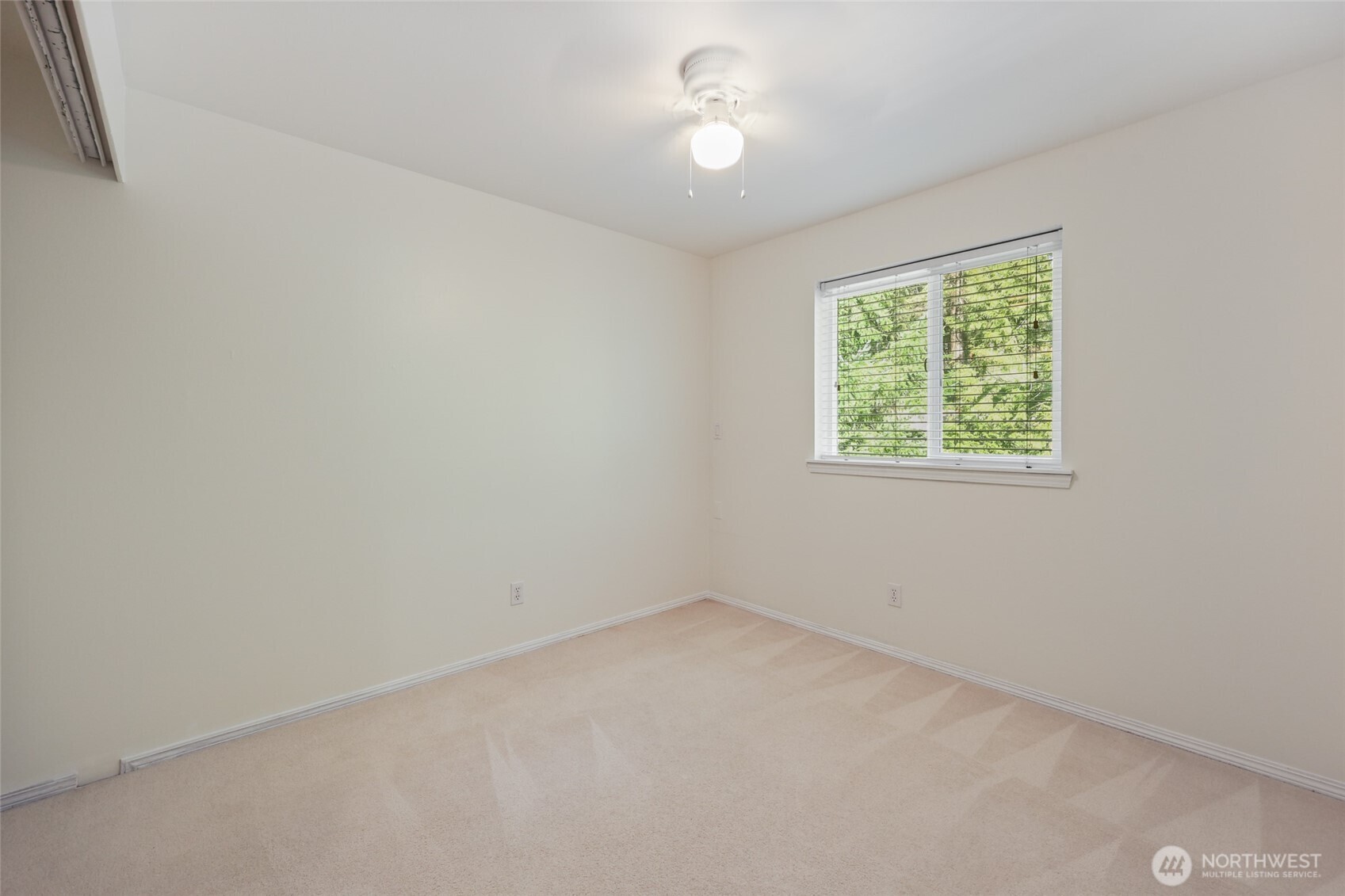 6925 E Filmore Street , Port Orchard, WA 98366