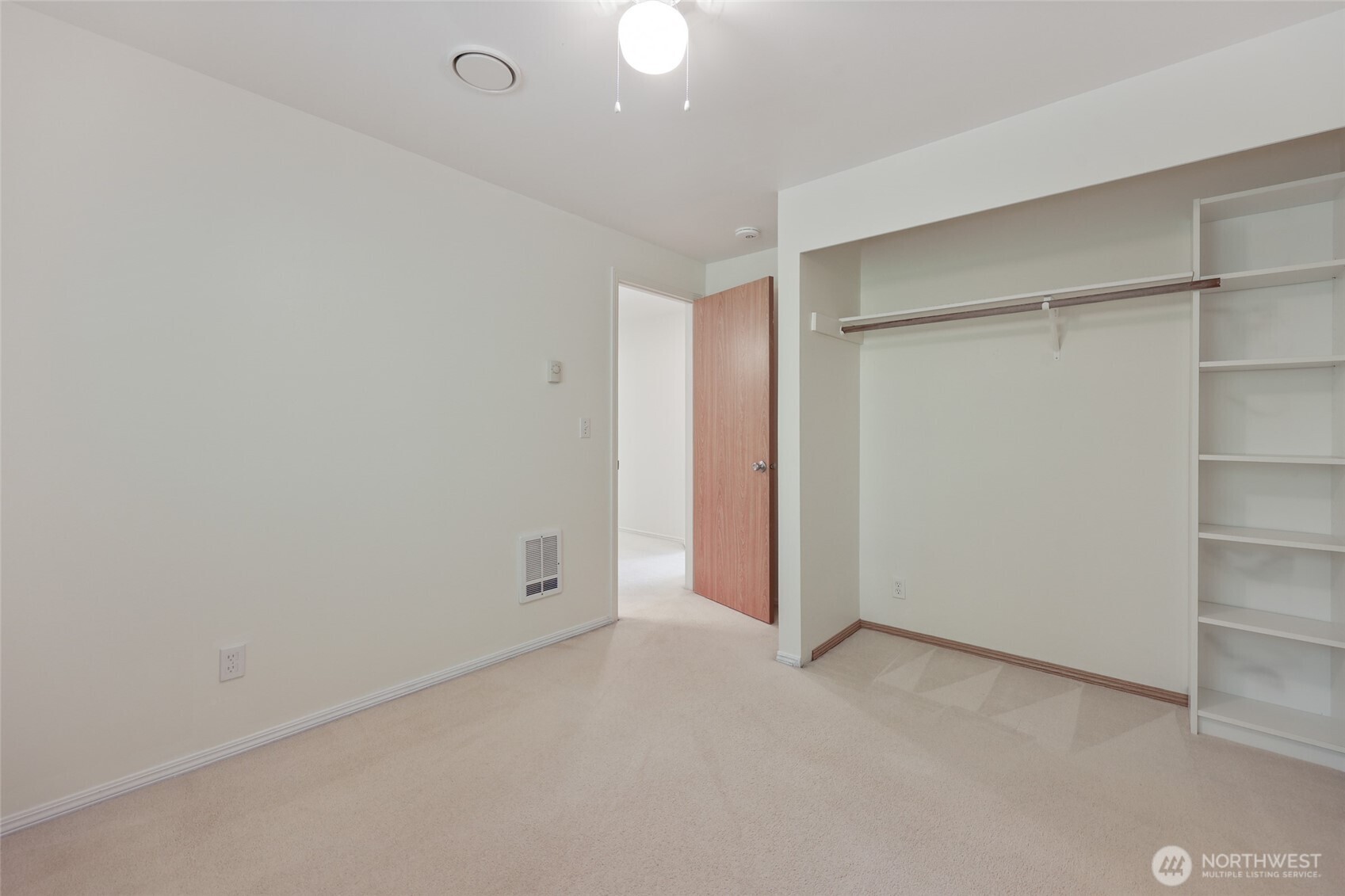 6925 E Filmore Street , Port Orchard, WA 98366