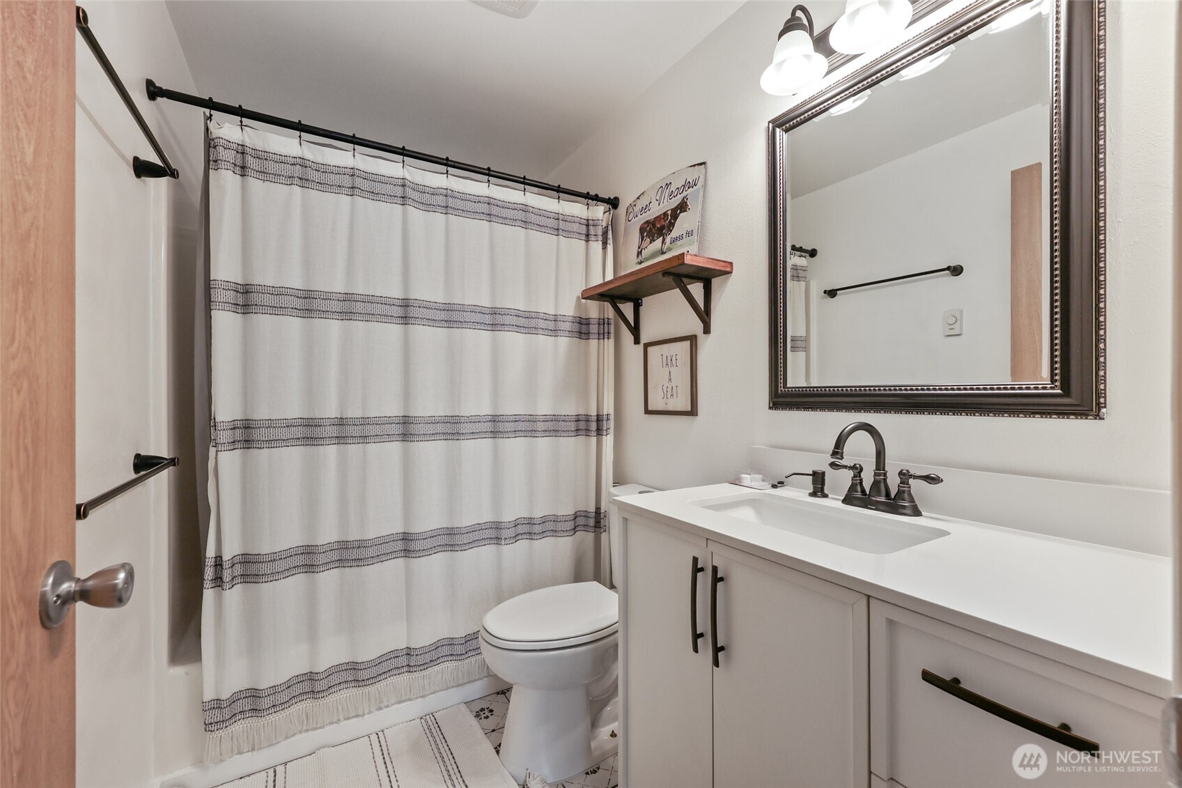 6925 E Filmore Street , Port Orchard, WA 98366