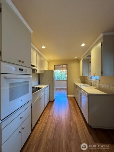 1253 NE 104th Street , Seattle, WA 98125 - Photo 8