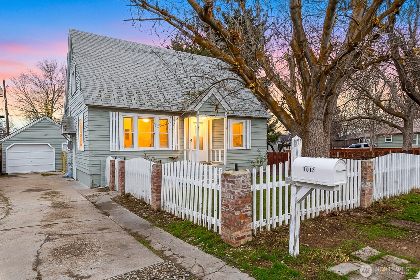 1013 Amherst Avenue , Wenatchee, WA 98801