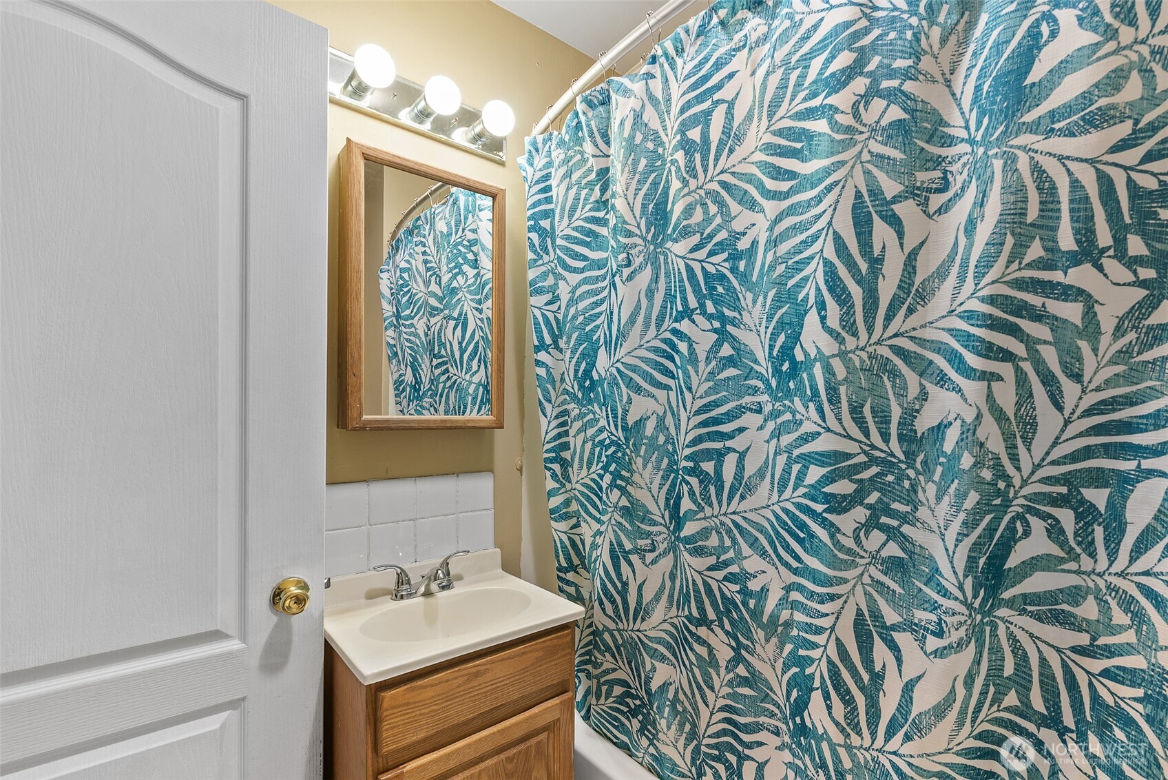 1013 Amherst Avenue , Wenatchee, WA 98801