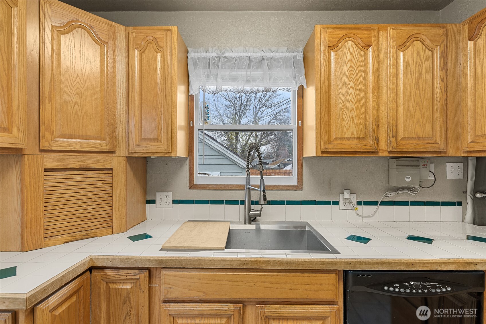 1013 Amherst Avenue , Wenatchee, WA 98801