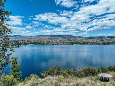 4620 South Lakeshore Rd. , Chelan, WA 98816 - Photo 7