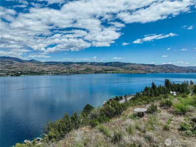 4620 South Lakeshore Rd. , Chelan, WA 98816 - Photo 9