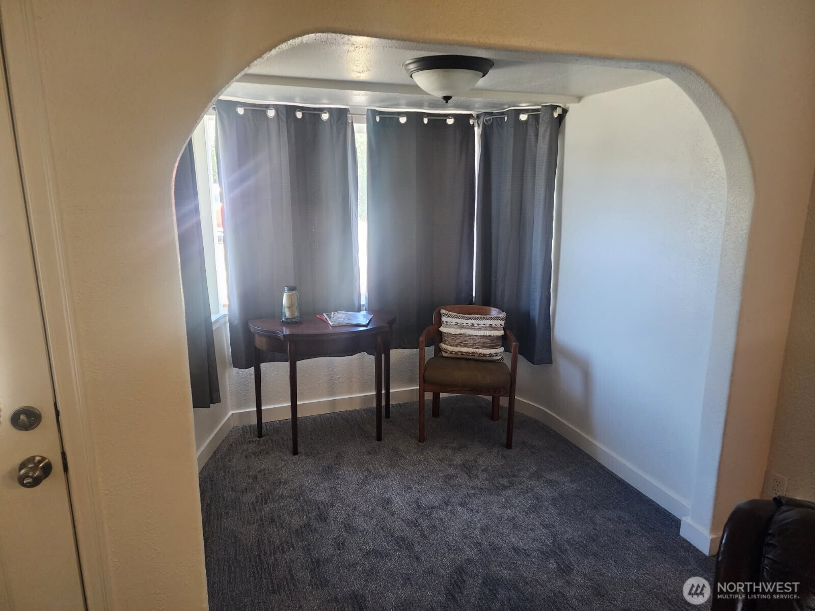 285 Mast Avenue NW, Ocean Shores, WA 98569