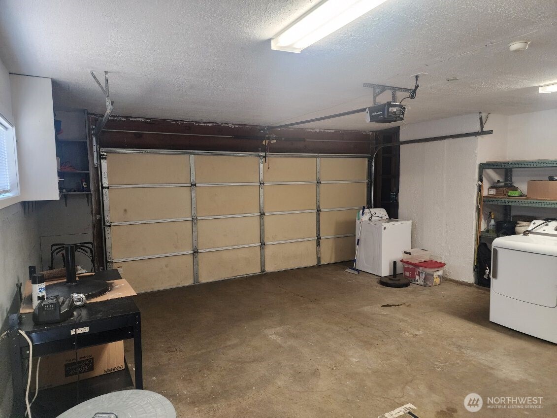 285 Mast Avenue NW, Ocean Shores, WA 98569