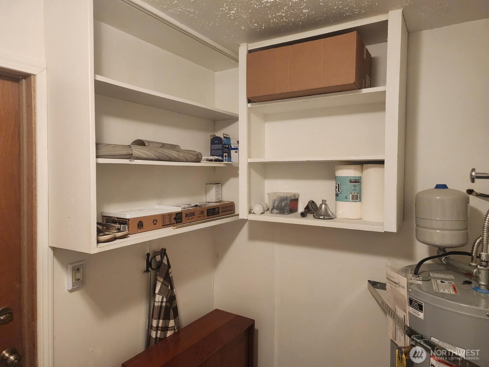 285 Mast Avenue NW, Ocean Shores, WA 98569