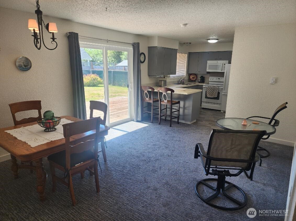 285 Mast Avenue NW, Ocean Shores, WA 98569