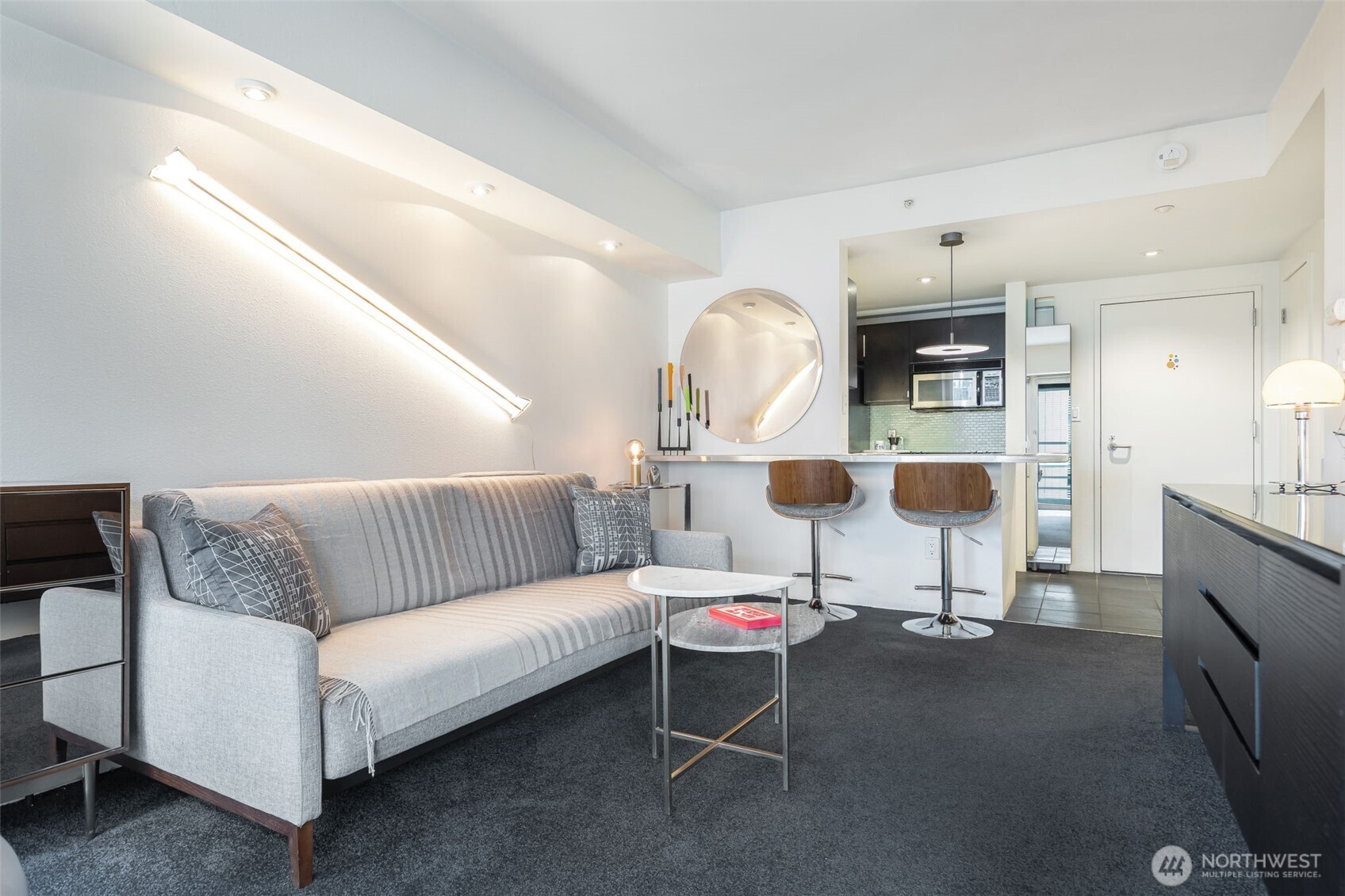 1415 2nd Avenue #2108, Seattle, WA 98101