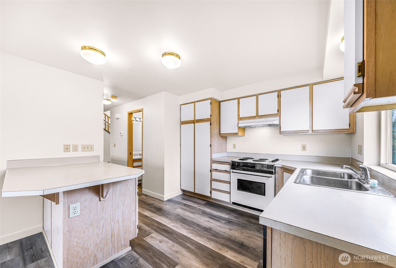 17833 27th Avenue NE, Marysville, WA 98271