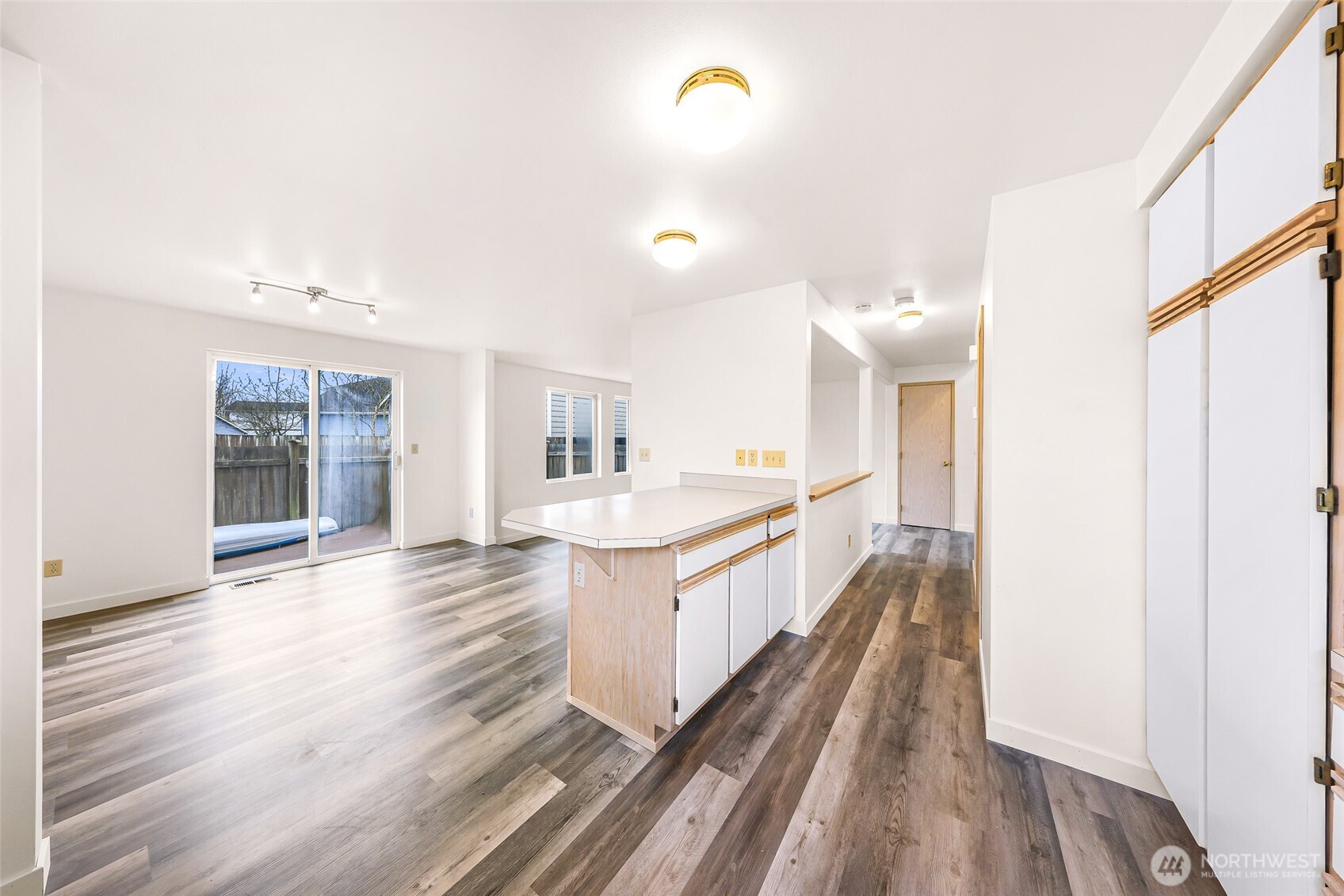 17833 27th Avenue NE, Marysville, WA 98271