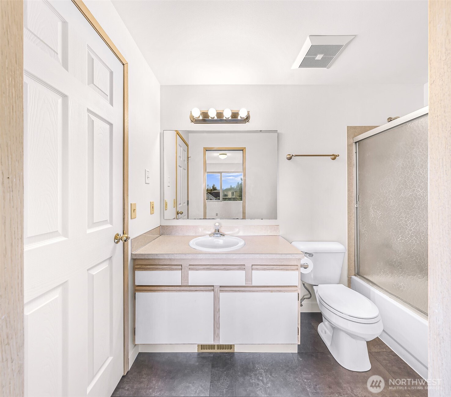 17833 27th Avenue NE, Marysville, WA 98271