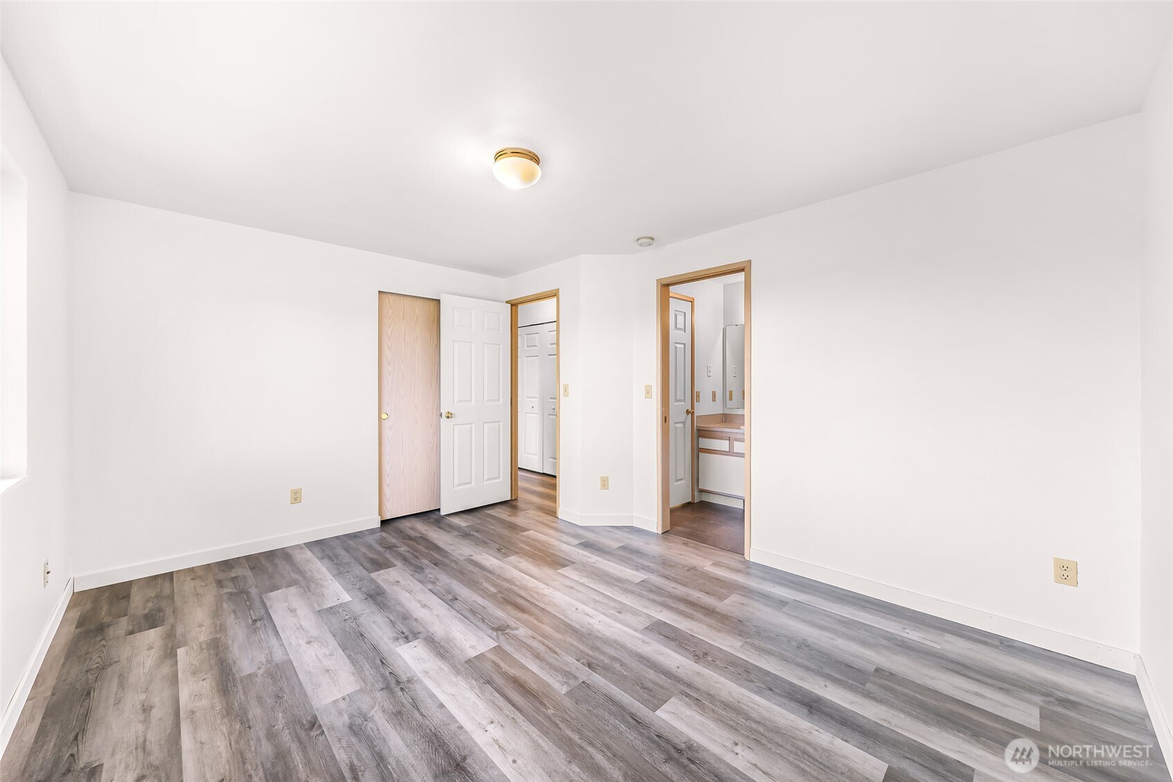 17833 27th Avenue NE, Marysville, WA 98271