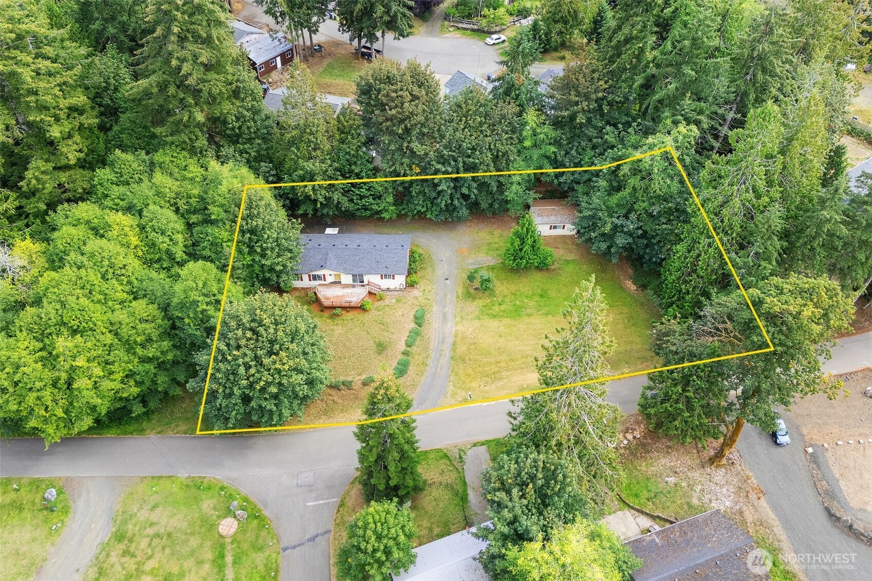 11 SE Fuchsia Avenue , Shelton, WA 98584