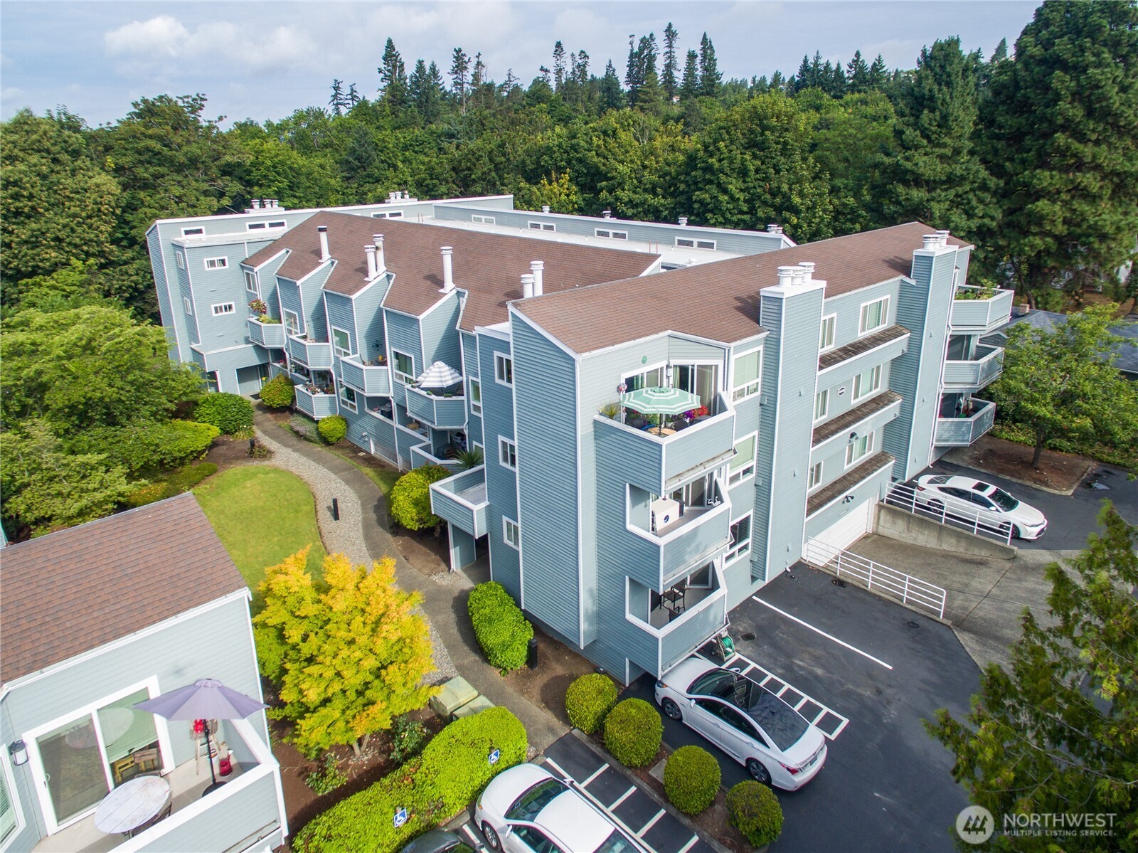 21925 7th Avenue S #A103, Des Moines, WA 98198