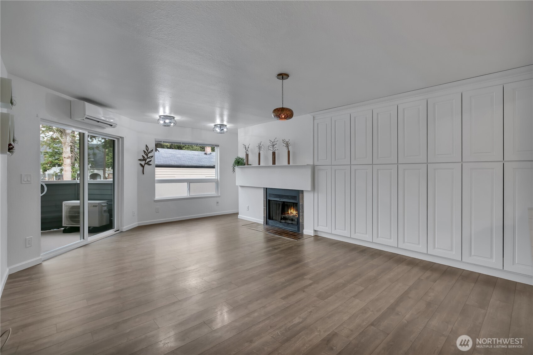 21925 7th Avenue S #A103, Des Moines, WA 98198