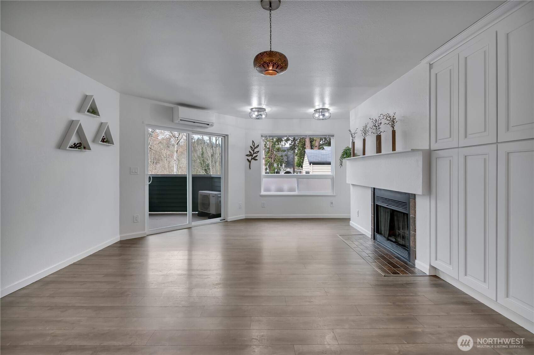 21925 7th Avenue S #A103, Des Moines, WA 98198