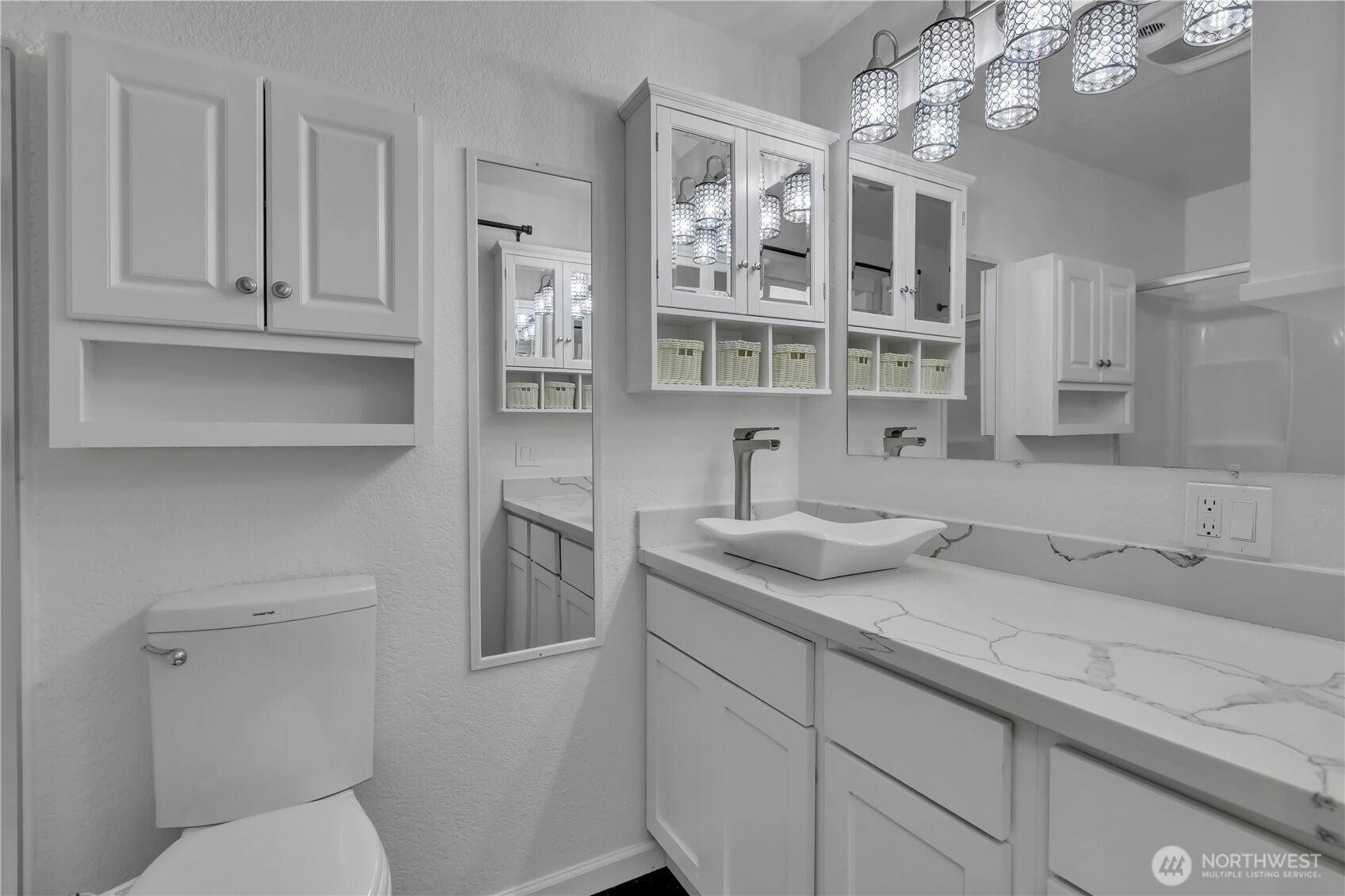 21925 7th Avenue S #A103, Des Moines, WA 98198