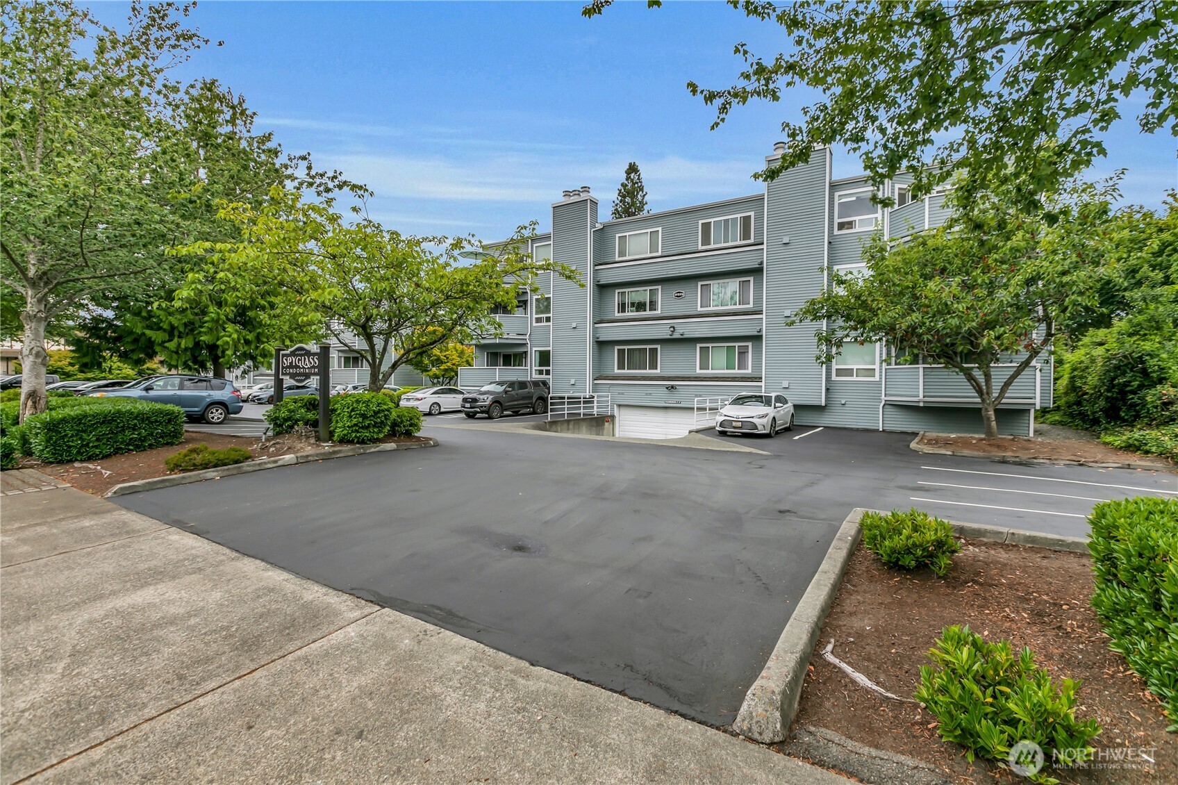 21925 7th Avenue S #A103, Des Moines, WA 98198