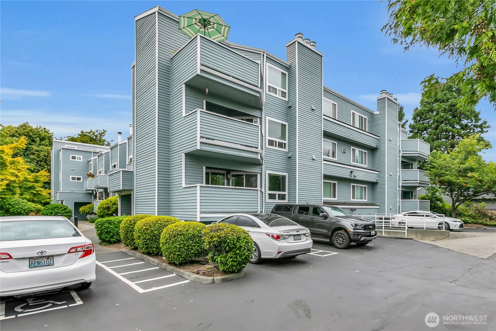 21925 7th Avenue S #A103, Des Moines, WA 98198