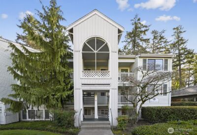 25131 98th Place S #B110, Kent, WA 98030