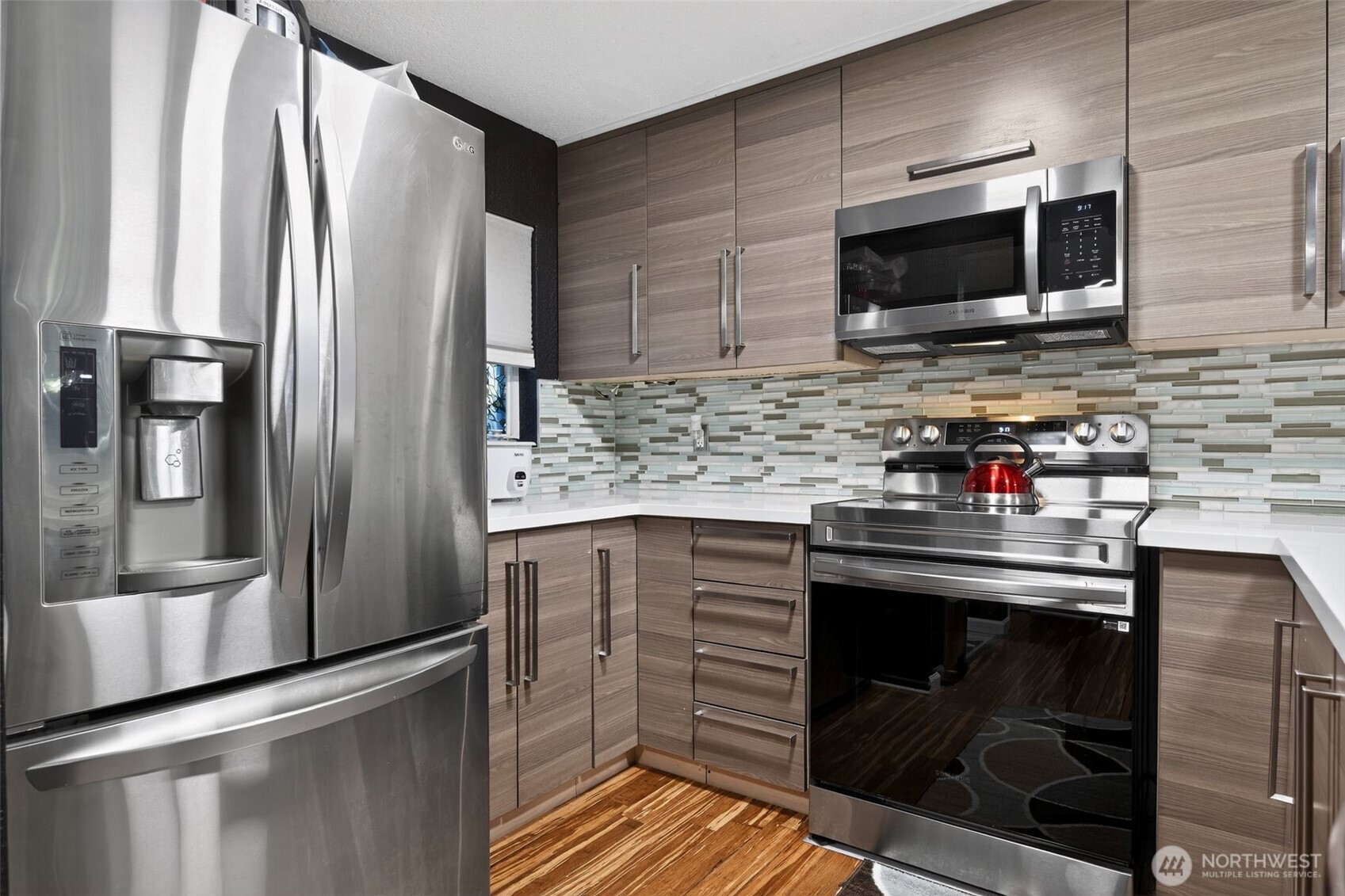 25131 98th Place S #B110, Kent, WA 98030