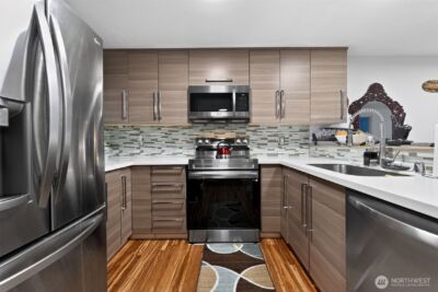 25131 98th Place S #B110, Kent, WA 98030 - Photo 4
