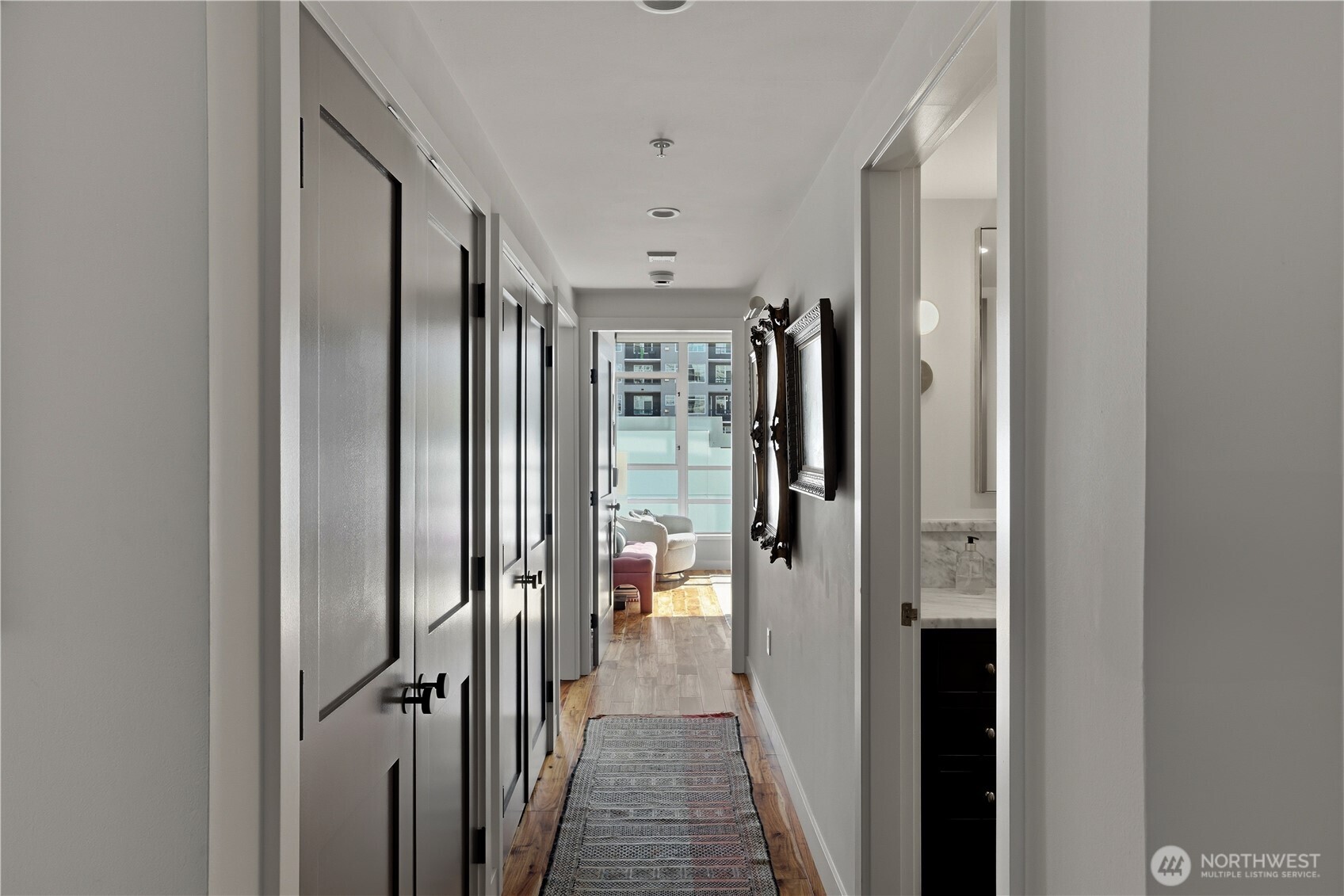 2929 1st Avenue #519, Seattle, WA 98121-3024