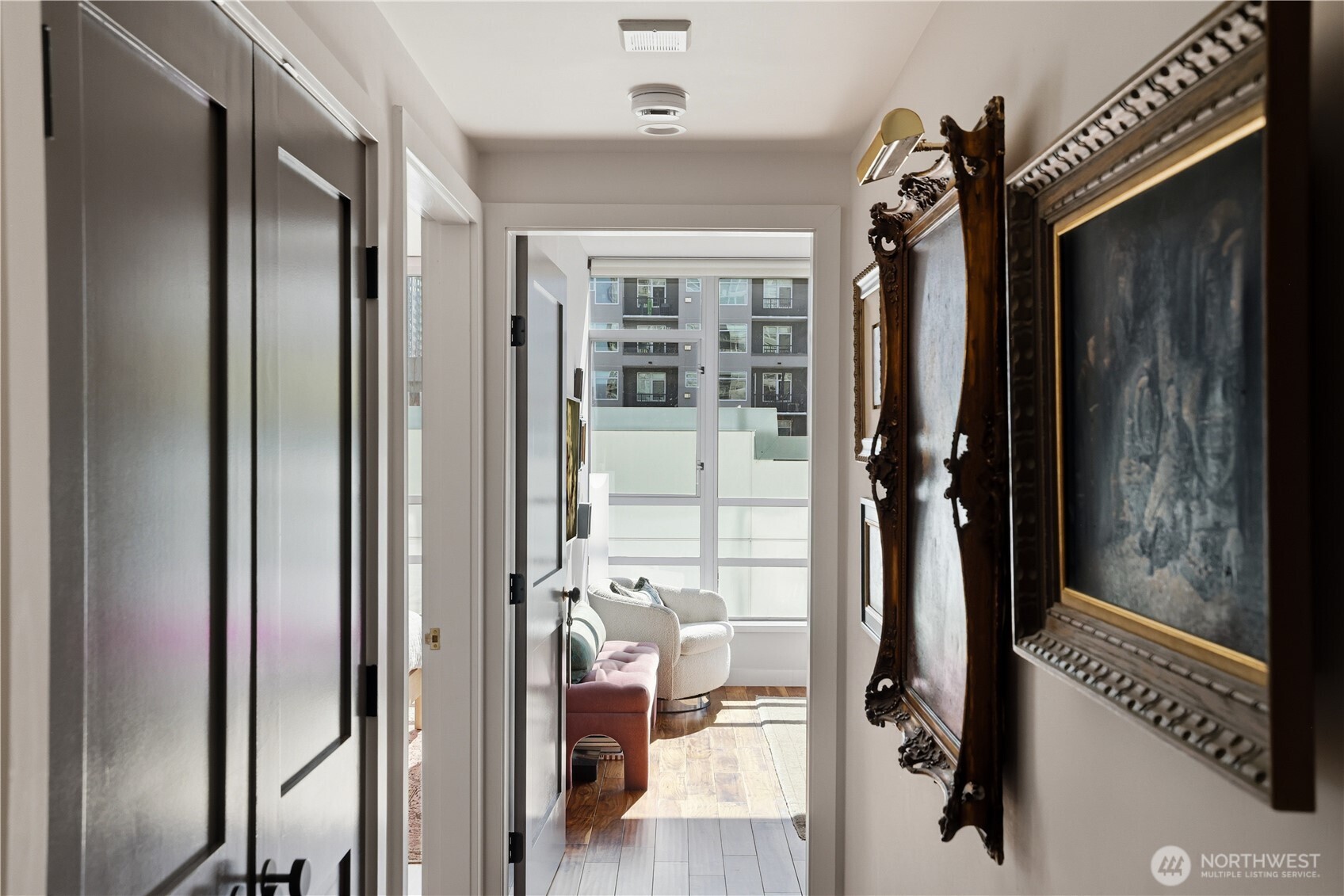 2929 1st Avenue #519, Seattle, WA 98121-3024