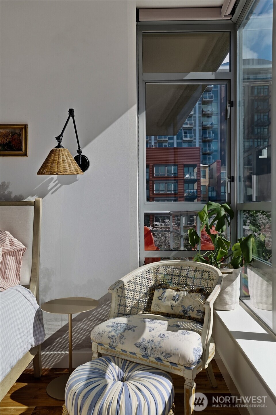 2929 1st Avenue #519, Seattle, WA 98121-3024