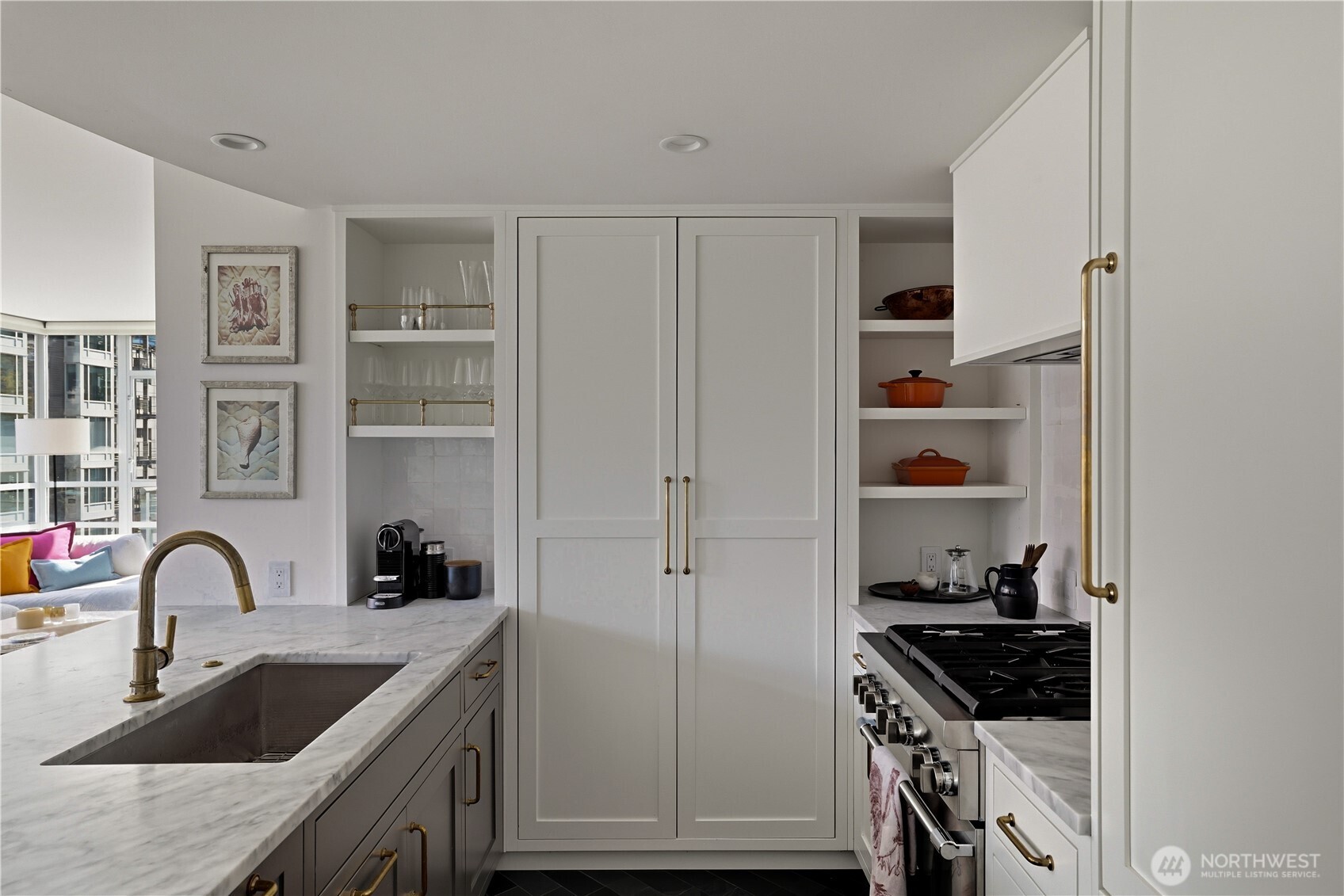 2929 1st Avenue #519, Seattle, WA 98121-3024