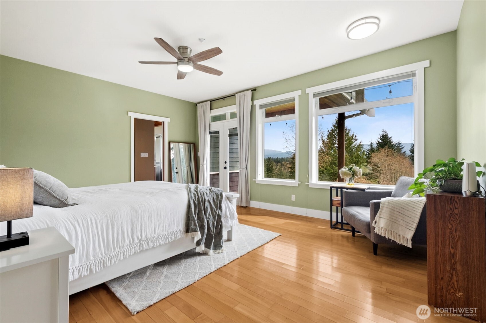 26221 Landsburg Road SE, Ravensdale, WA 98051