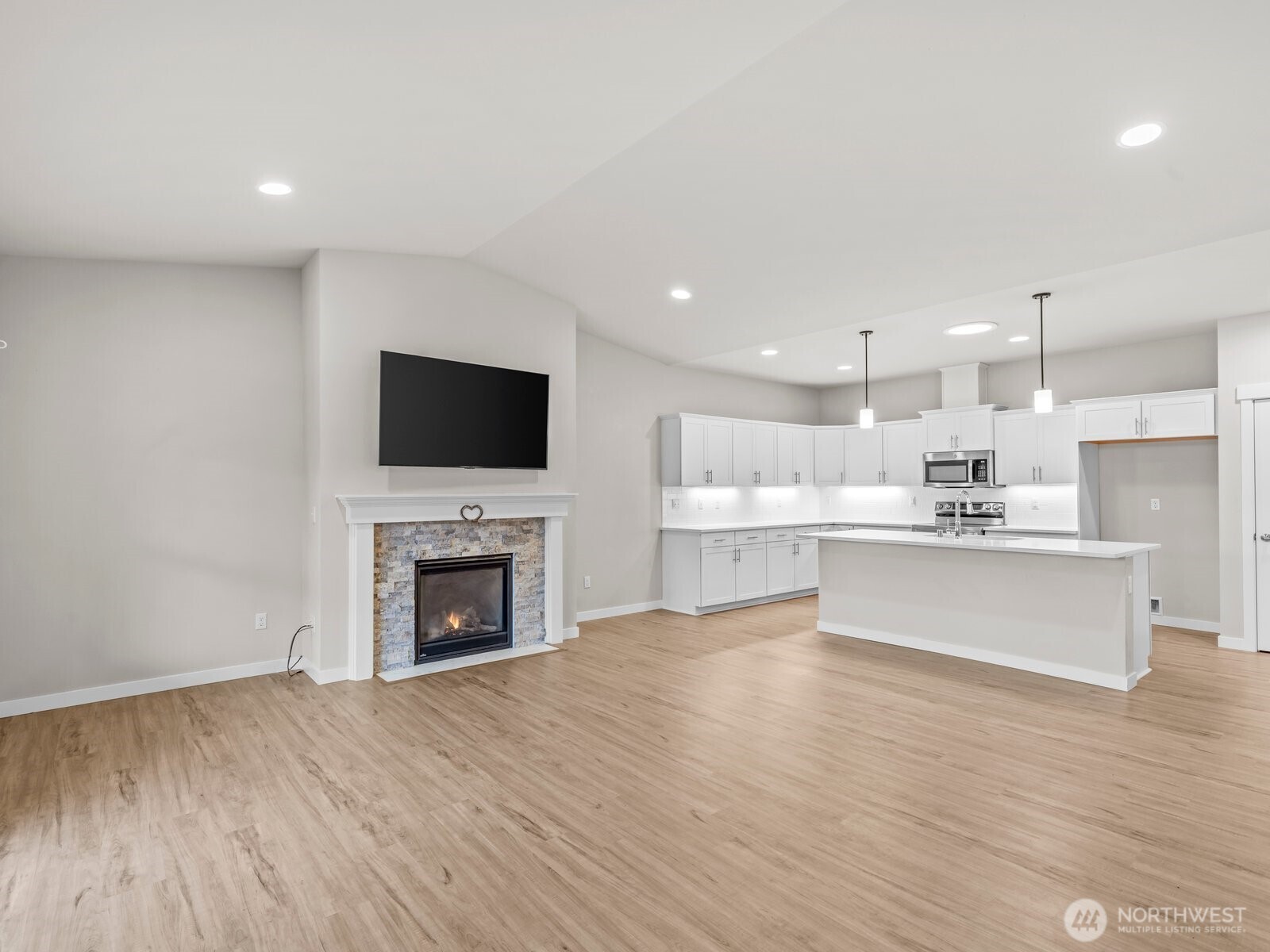 742 Parkland Loop , Sedro Woolley, WA 98284