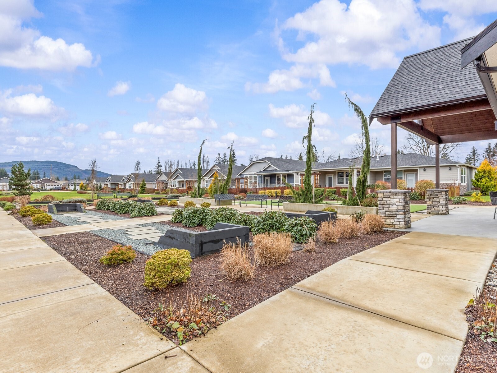 742 Parkland Loop , Sedro Woolley, WA 98284