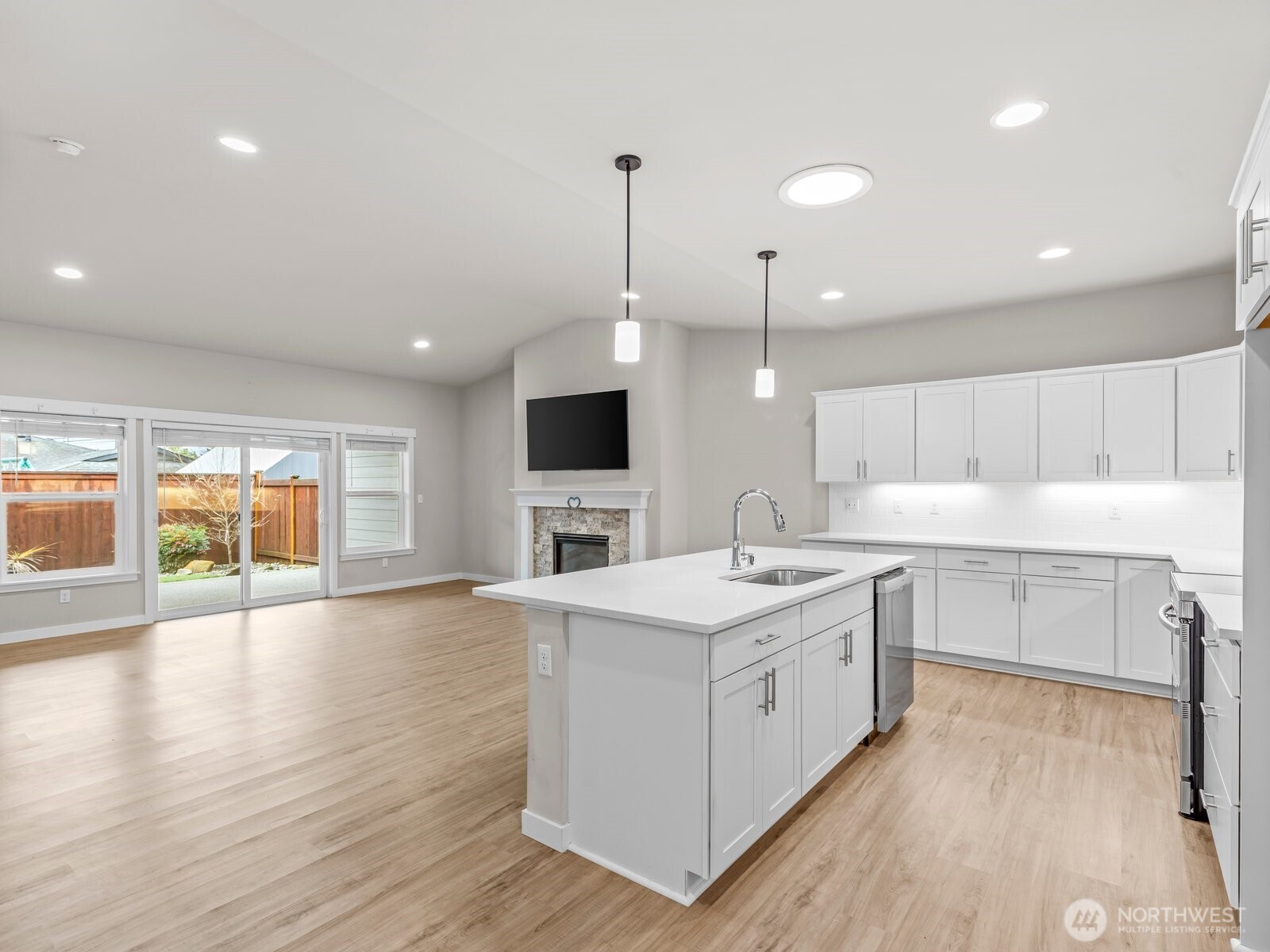 742 Parkland Loop , Sedro Woolley, WA 98284