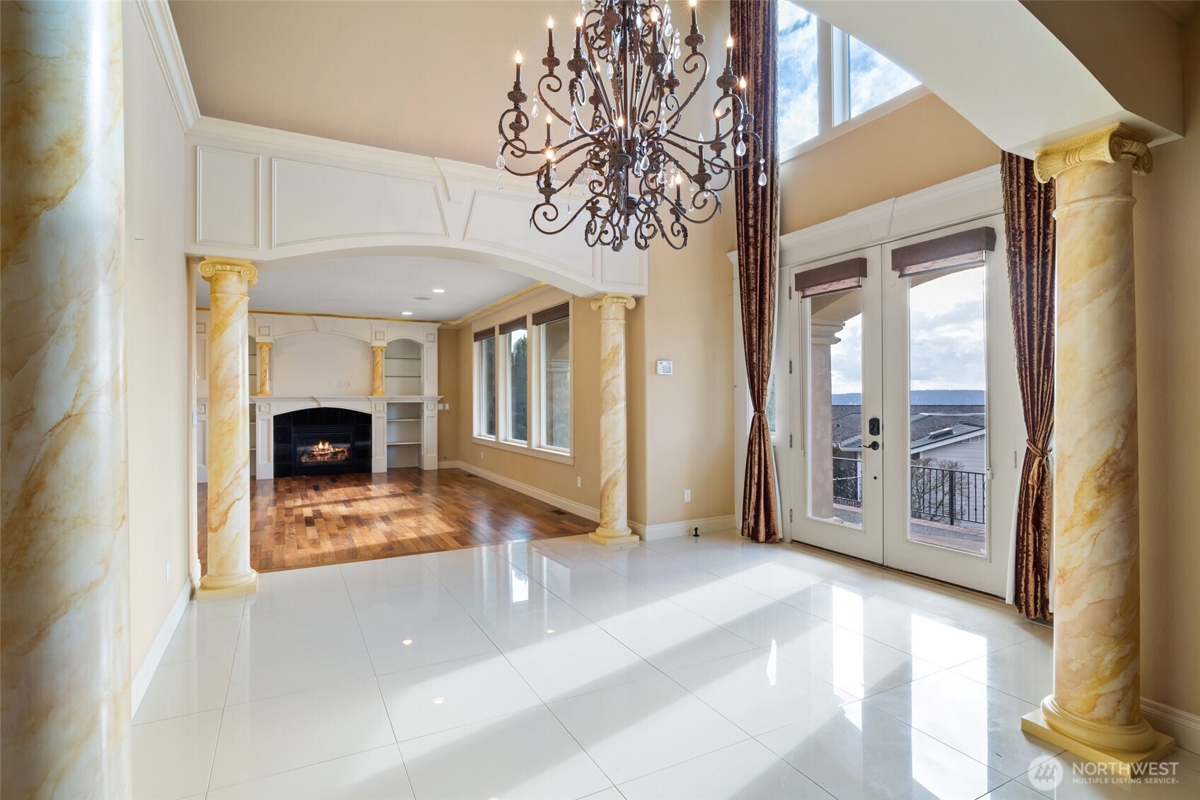 7613 N 10th Street , Tacoma, WA 98406