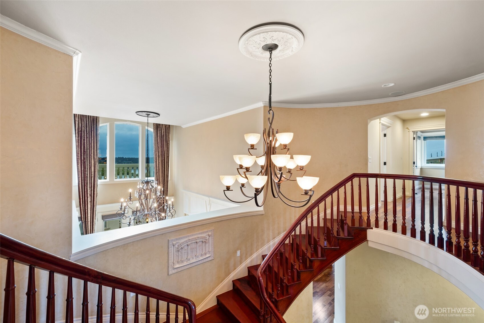 7613 N 10th Street , Tacoma, WA 98406