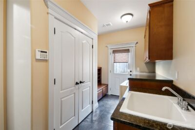 7613 N 10th Street , Tacoma, WA 98406 - Photo 37