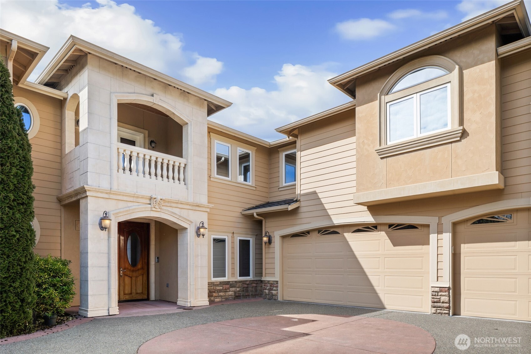 7613 N 10th Street , Tacoma, WA 98406