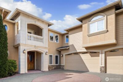 7613 N 10th Street , Tacoma, WA 98406 - Photo 9