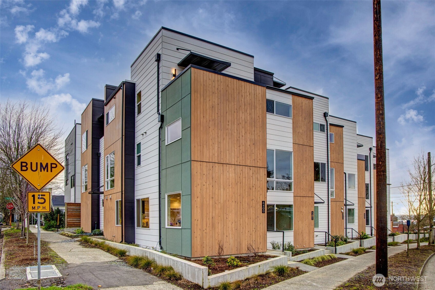 6400 Fauntleroy Way SW, Seattle, WA 98136-1855