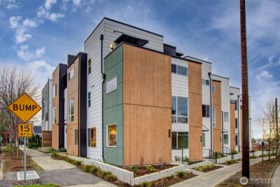 6400 Fauntleroy Way SW, Seattle, WA 98136-1855 - Photo 3