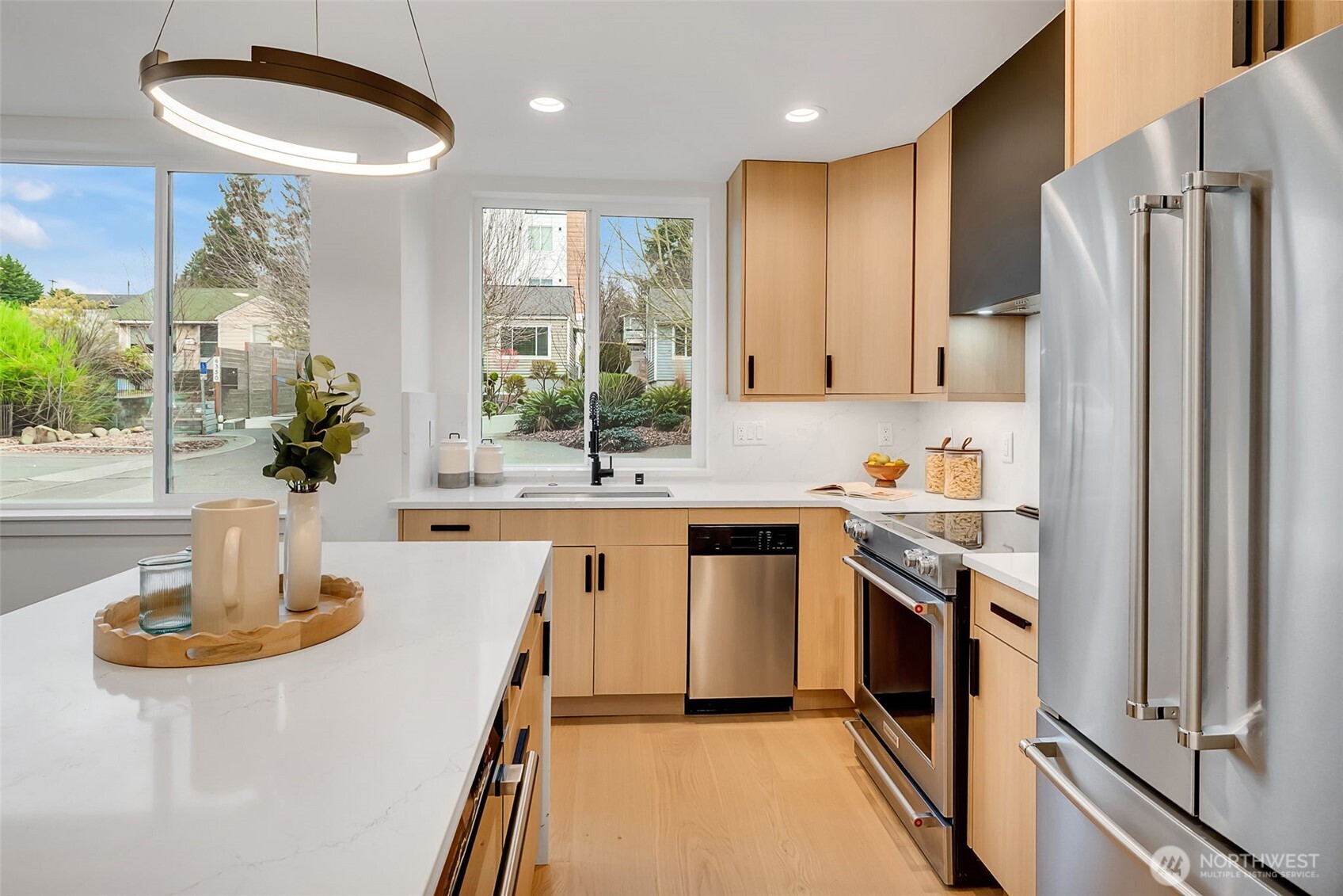 6400 Fauntleroy Way SW, Seattle, WA 98136-1855