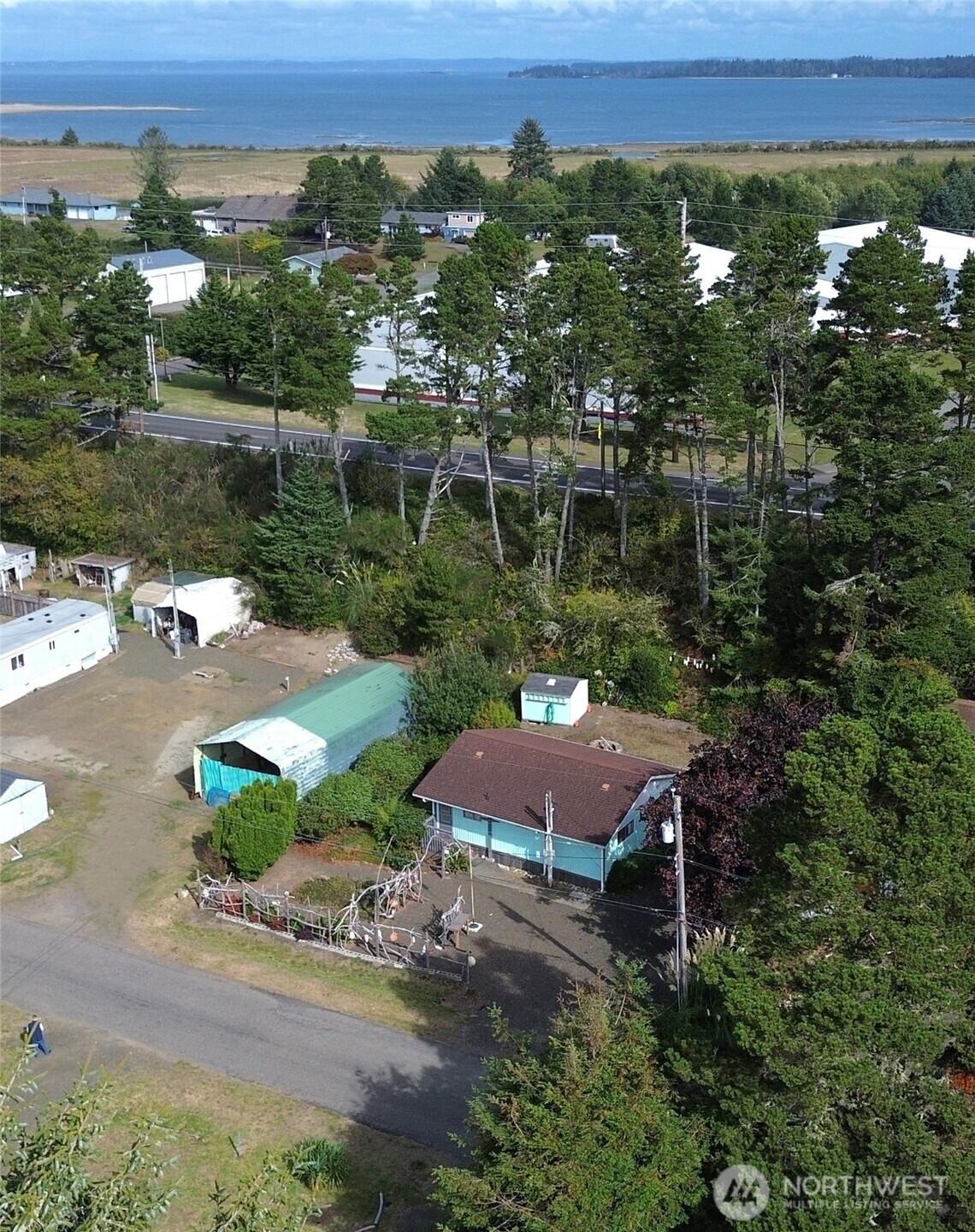 2446 S Pleasant Drive , Westport, WA 98595