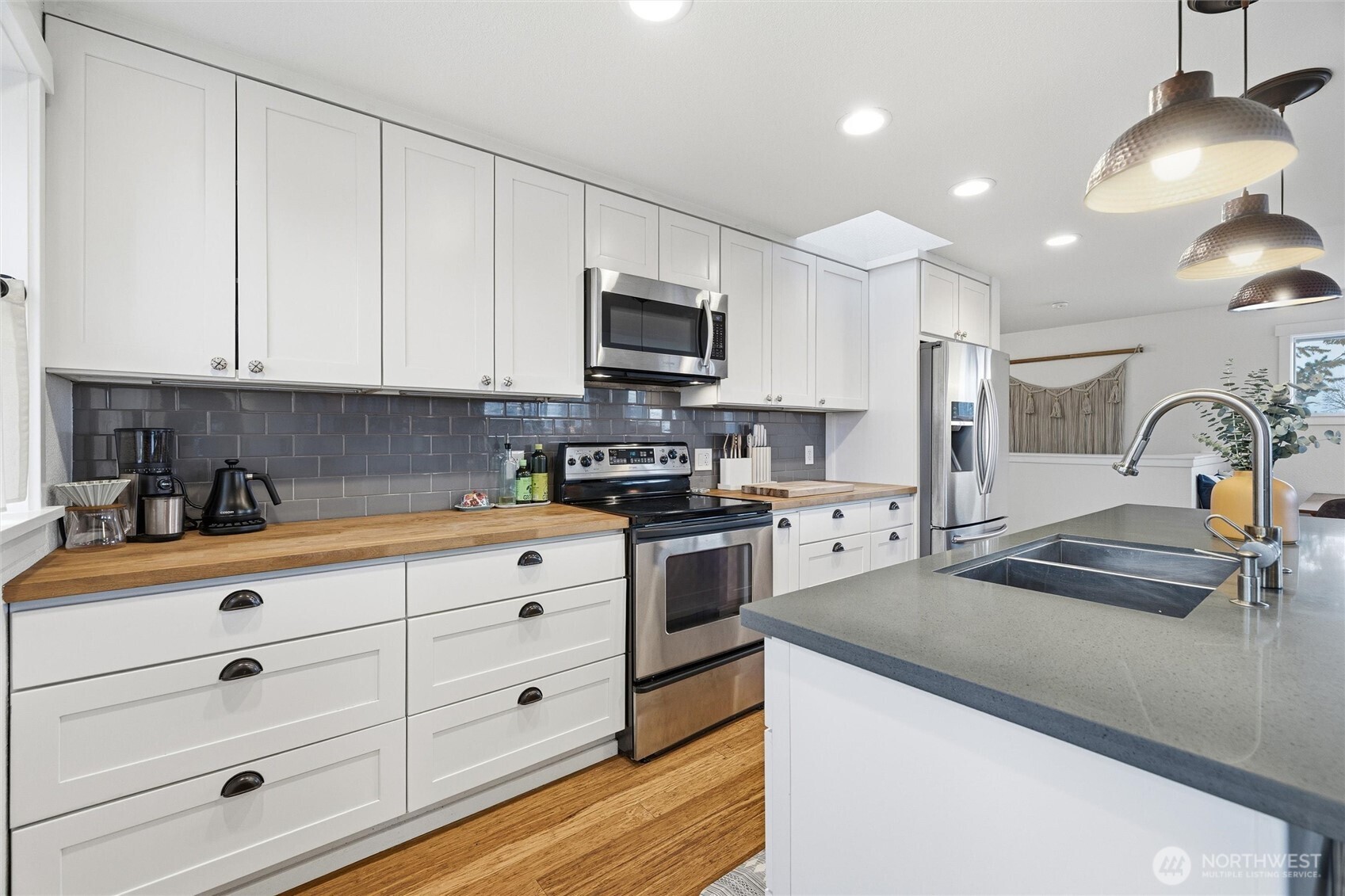 2404 Cherry Street , Bellingham, WA 98225