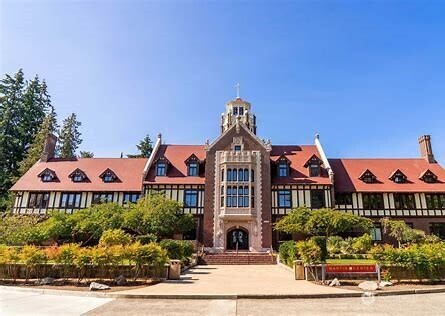 725 N 198th Street , Shoreline, WA 98133